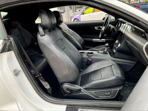 Used 2022 Ford Mustang Premium image 16