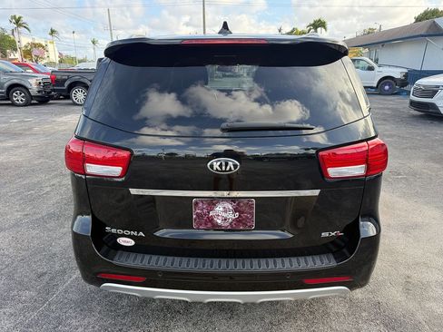 Used 2016 Kia Sedona SX Limited image 7