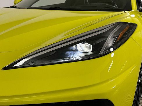 Used 2023 Chevrolet Corvette Stingray Preferred Conv w/ Battery Protection Package RWD image 34