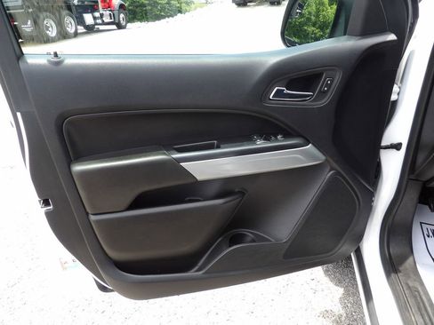 Used 2022 Chevrolet Colorado LT w/ Fleet Safety Package RWD image 14