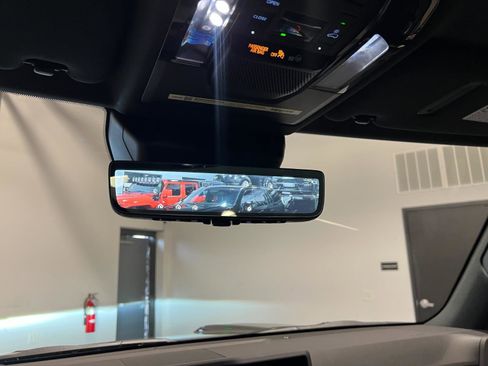 Used 2026 Lexus GX 550 w/ Cold Area Package image 23