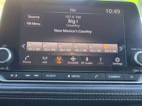 Used 2023 Nissan Rogue SV image 13