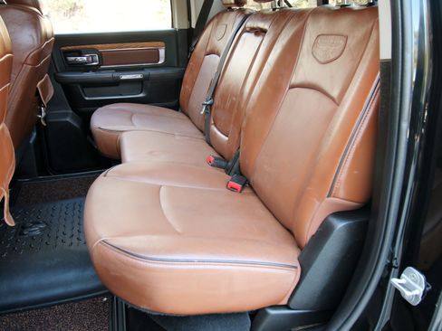 Used 2013 RAM 2500 Longhorn w/ Convenience Group image 47