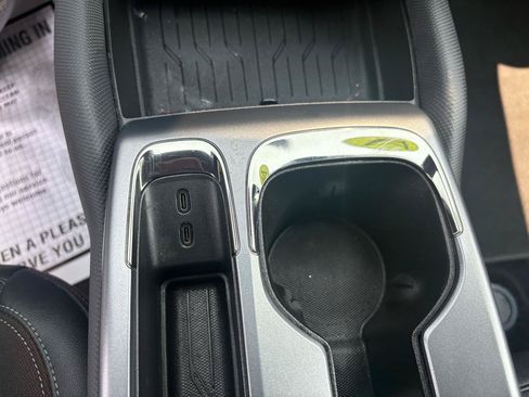 Used 2024 Chevrolet Equinox EV RS FWD image 27