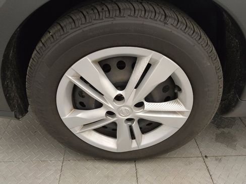 Used 2024 Nissan Kicks S FWD image 31