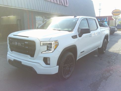 Used 2021 GMC Sierra 1500 Elevation w/ X31 Off-Road Package AWD/4WD image 10