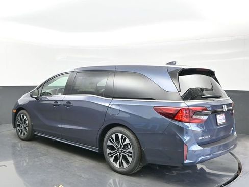 New 2026 Honda Odyssey Elite image 3