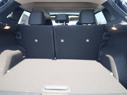 New 2026 Nissan Kicks SV w/ SV Premium Package FWD image 24