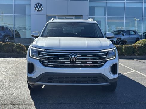 New 2026 Volkswagen Atlas SEL image 2