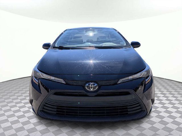 Used 2025 Toyota Corolla LE FWD image 9