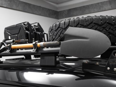 Used 2022 Land Rover Defender 110 S image 40