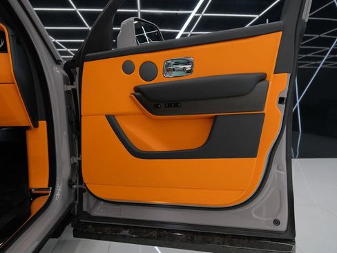 Used 2026 Rolls-Royce Cullinan AWD/4WD image 56