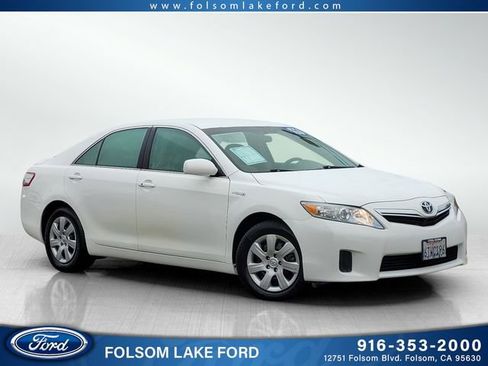 Used 2011 Toyota Camry Base image 1