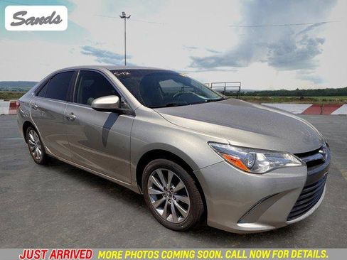 Used 2015 Toyota Camry XLE FWD image 1