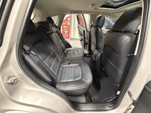 Used 2025 MAZDA CX-5 AWD 2.5 S w/ Preferred Package image 44