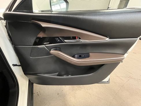 Used 2021 MAZDA CX-30 AWD 2.5 S w/ Premium Package image 11