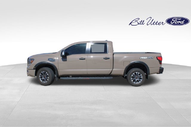 Used 2023 Nissan Titan PRO-4X w/ Pro-4x Convenience Package AWD/4WD image 8