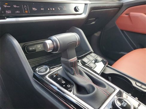 Certified 2024 Kia Sportage SX image 29