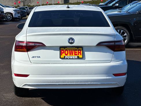 Used 2019 Volkswagen Jetta S image 5