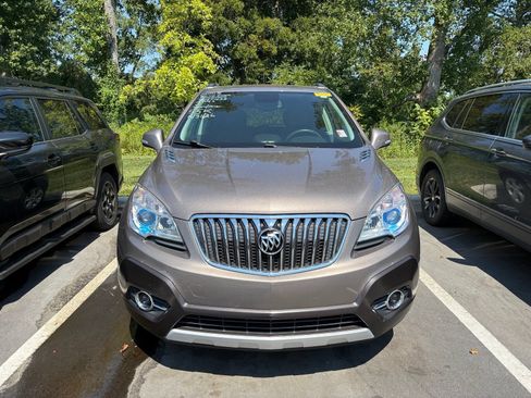 Used 2015 Buick Encore Convenience AWD/4WD image 2