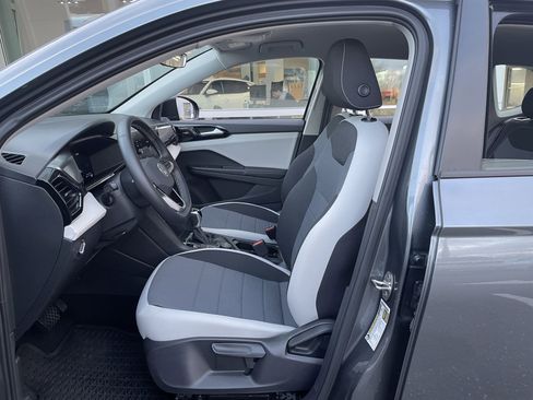 Certified 2025 Volkswagen Taos S image 8