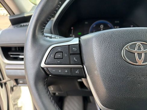 Used 2024 Toyota Grand Highlander AWD Hybrid image 16