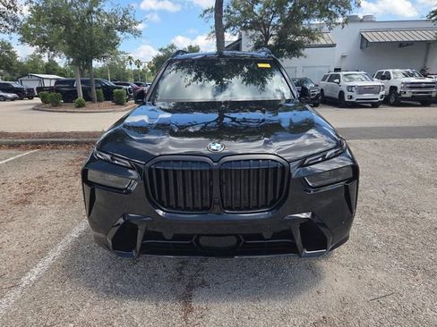 Used 2025 BMW X7 xDrive40i w/ M Sport Package AWD/4WD image 2