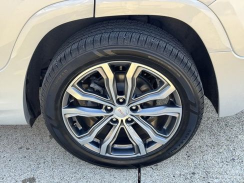 Used 2018 GMC Terrain Denali w/ Advanced Safety Package image 25