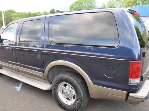 Used 2005 Ford Excursion Eddie Bauer RWD image 14