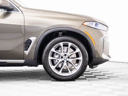 Certified 2025 BMW X5 xDrive40i w/ Premium Package image 33