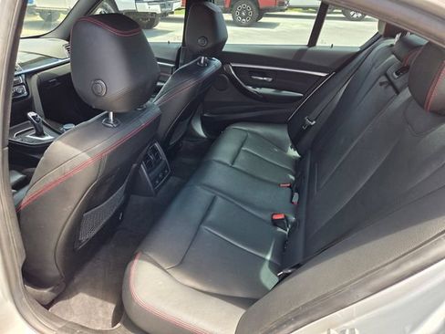 Used 2017 BMW 330i xDrive Sedan AWD/4WD image 8