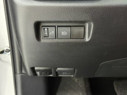 Used 2025 Toyota RAV4 LE FWD image 14