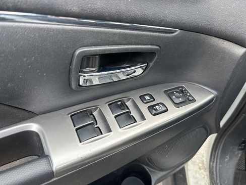 Used 2019 Mitsubishi Outlander Sport SE FWD image 15