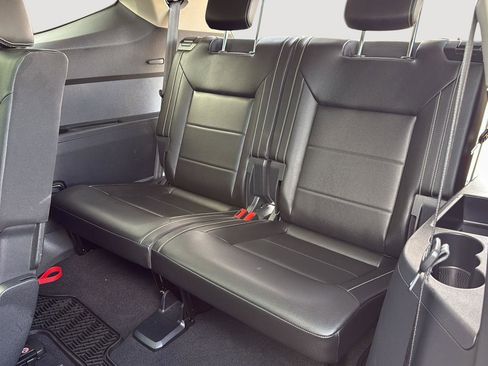 Used 2023 Volkswagen Atlas SE w/ Panoramic Sunroof Package image 23