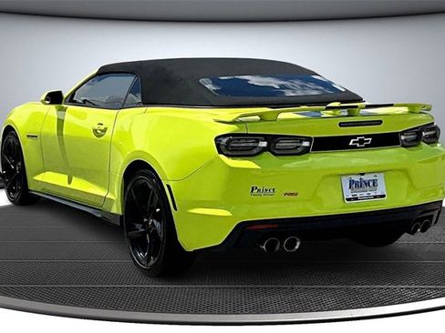 Used 2021 Chevrolet Camaro LT w/ RS Package image 4