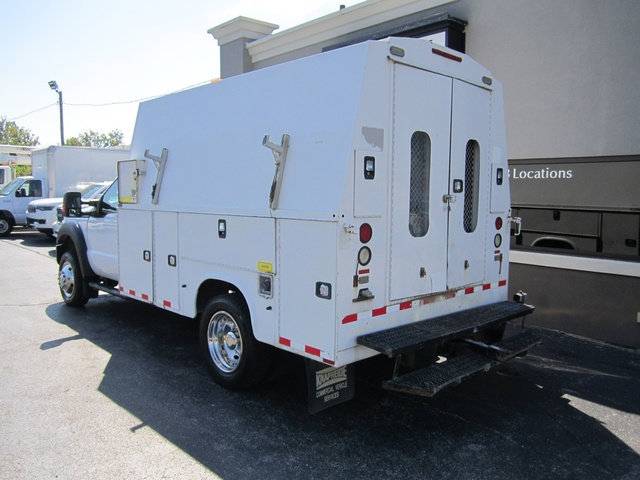 Used 2014 Ford F550 2WD Regular Cab Super Duty image 3