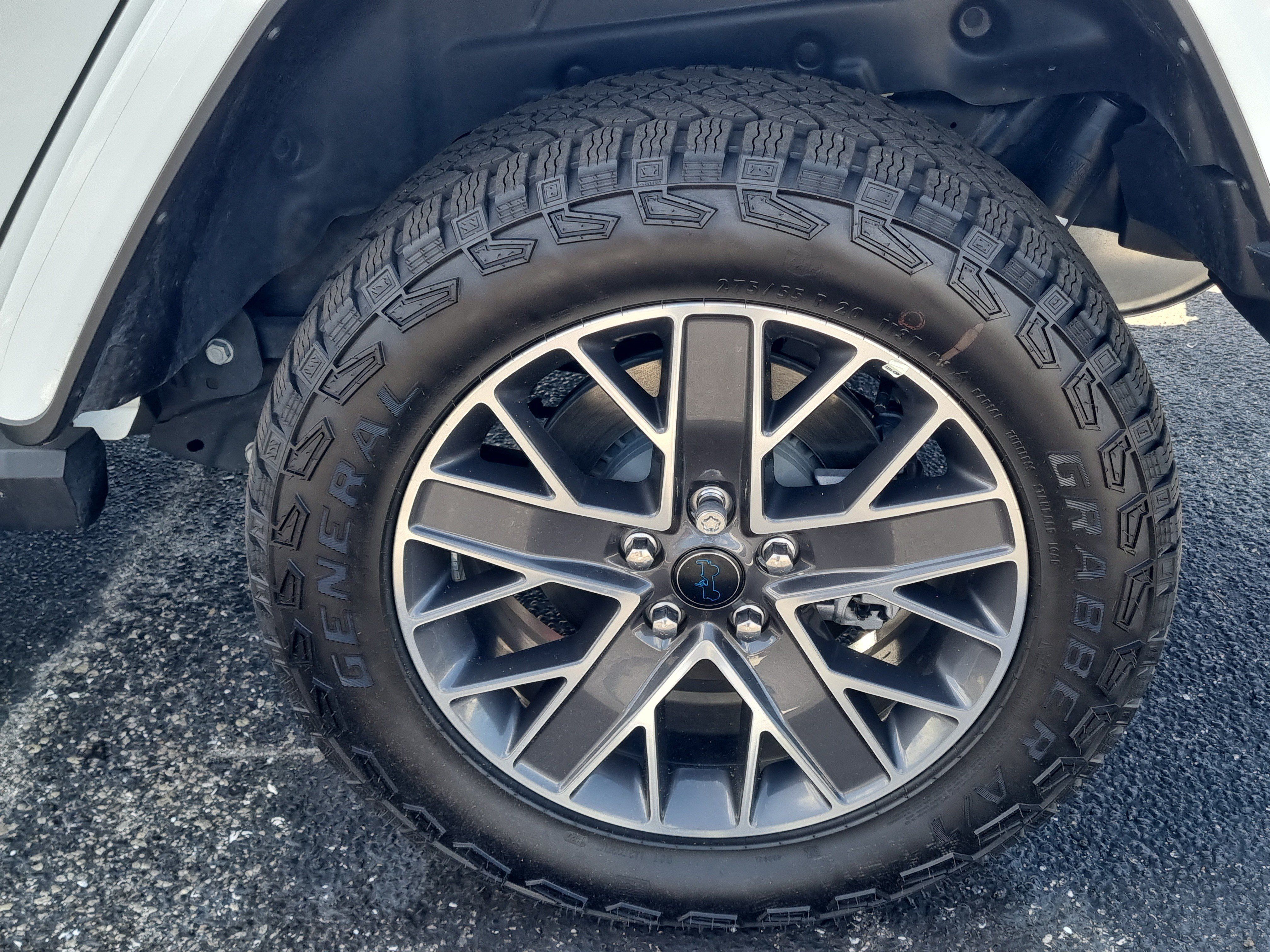Used 2024 Jeep Wrangler High Altitude AWD/4WD image 9