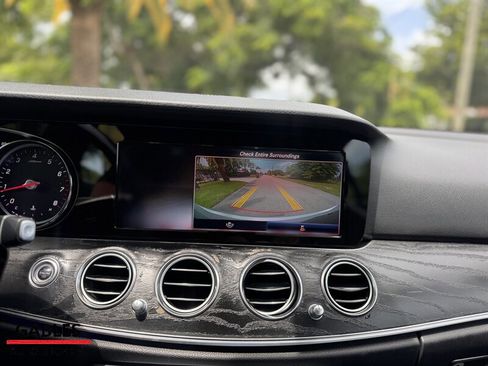 Used 2019 Mercedes-Benz E 300 image 29