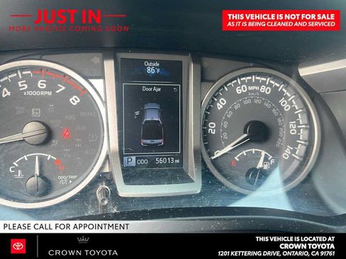 Used 2022 Toyota Tacoma SR5 w/ SR5 Appearance Package (SM) RWD image 10