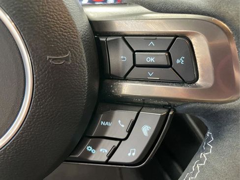 Used 2021 Ford Mustang Shelby GT500 w/ Carbon Fiber Track Pack image 20