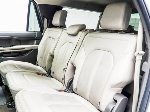 Used 2021 Ford Expedition Max Limited image 38