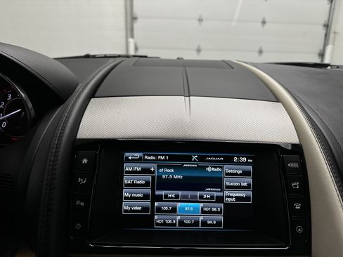 Used 2016 Jaguar F-TYPE Convertible RWD image 27