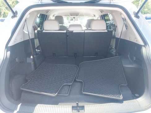 Used 2019 Volkswagen Tiguan SE w/ 3rd Row Seat Package AWD/4WD image 33