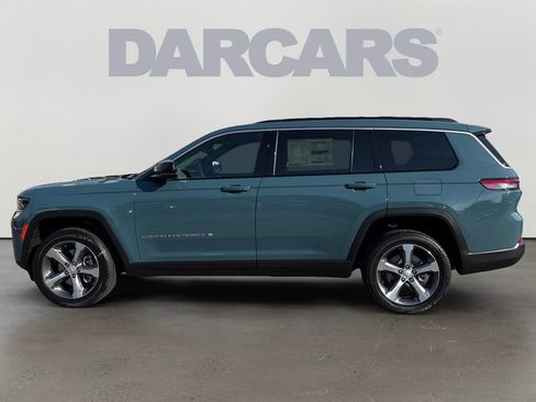 New 2026 Jeep Grand Cherokee L Limited w/ Luxury Tech Group II AWD/4WD image 4