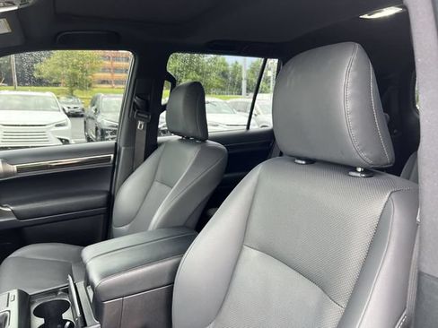 Used 2023 Lexus GX 460 Premium AWD/4WD image 9