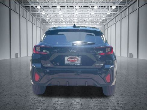 Used 2024 Subaru Crosstrek 2.0i AWD/4WD image 9