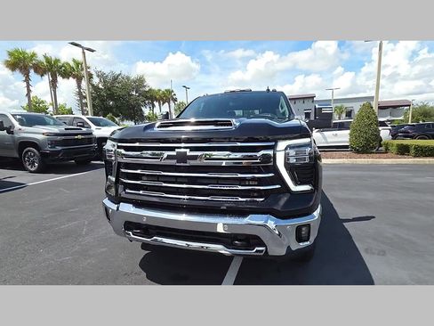 New 2026 Chevrolet Silverado 2500 LTZ w/ LTZ Premium Package AWD/4WD image 24