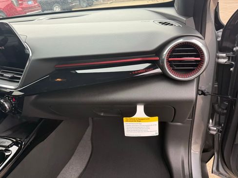 New 2026 Chevrolet Trax RS w/ Sunroof Package image 43