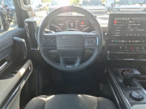 New 2026 GMC Hummer EV SUV AWD/4WD image 30