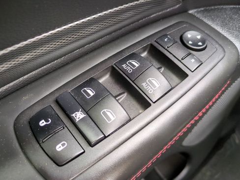 Used 2024 Dodge Durango GT RWD image 24